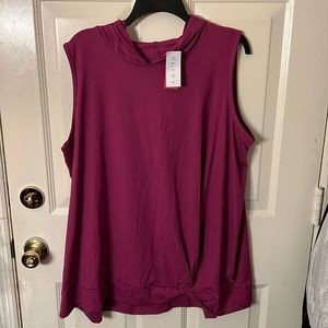 Womens Sleeveless Sz 22/24 Livi Active Top w/ hood NWT